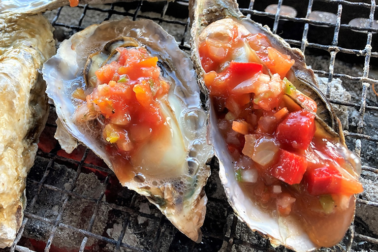 All-you-can-eat buffet featuring seasonal oysters! An oyster hut in Harima. *You’ll even learn the best strategy for tackling oysters!!