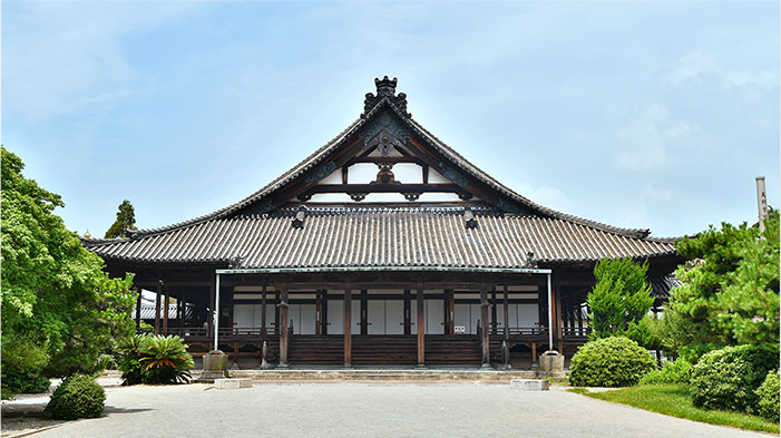 亀山本徳寺