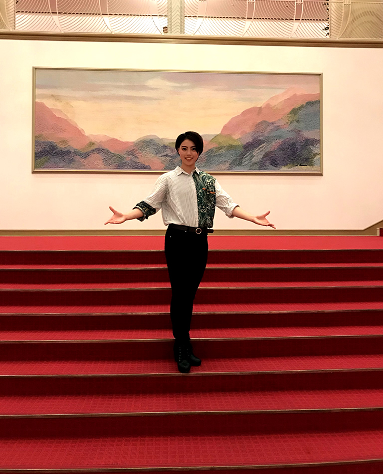 宝塚の衣裳 メイクで写真撮影出来る 舞台以外にも見所いっぱい宝塚大劇場 口コミ 兵庫県公式観光サイト Hyogo ナビ ひょうごツーリズムガイド 宝塚の衣裳 メイクで写真撮影出来る 舞台以外にも見所いっぱい宝塚大劇場 口コミ 兵庫県公式観光サイト Hyogo ナビ ひょうごツーリズムガイド