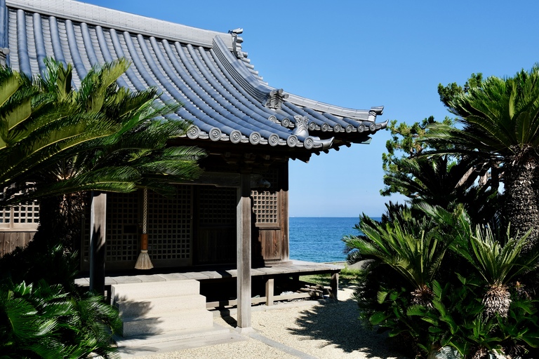 小さいながらも美しい枯木神社