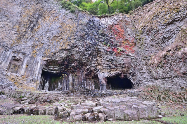 玄武洞-2