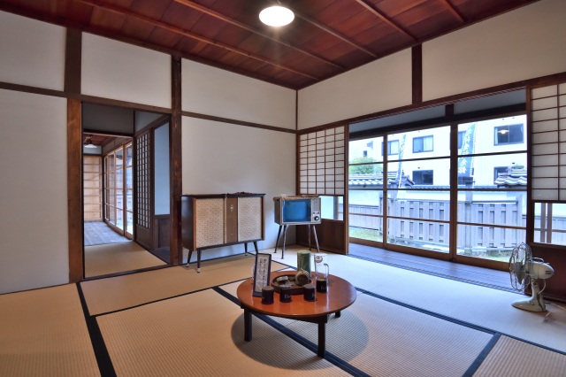 旧生野鉱山職員宿舎・志村喬記念館-6