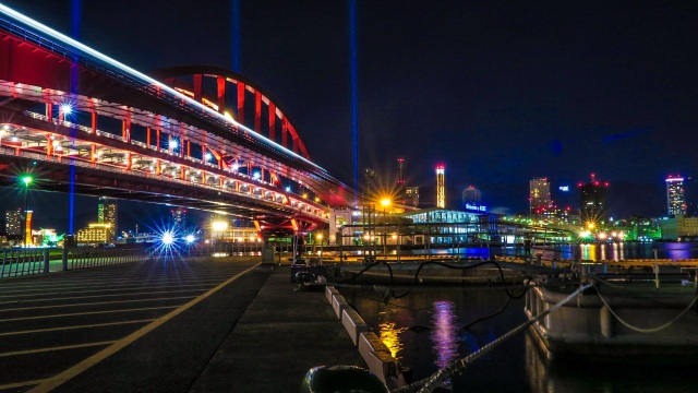 「港町の夜景」神戸市ポートアイランド北公園