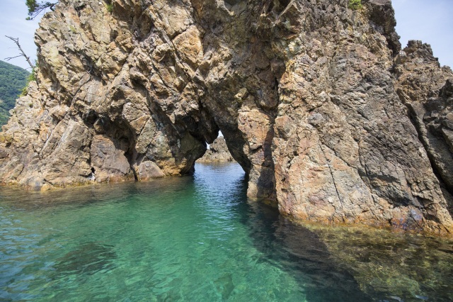 山陰海岸ジオパーク『窓島』かすみ海上GEO TAXI