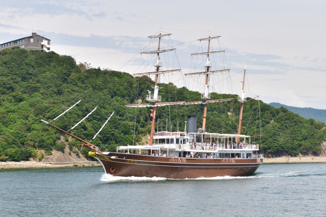 うずしおクルーズ船-2