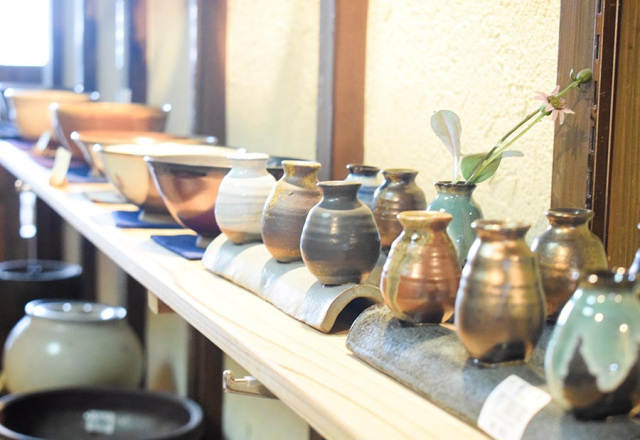 6. 焼物(丹波立杭焼、出石焼、赤穂雲火焼など)