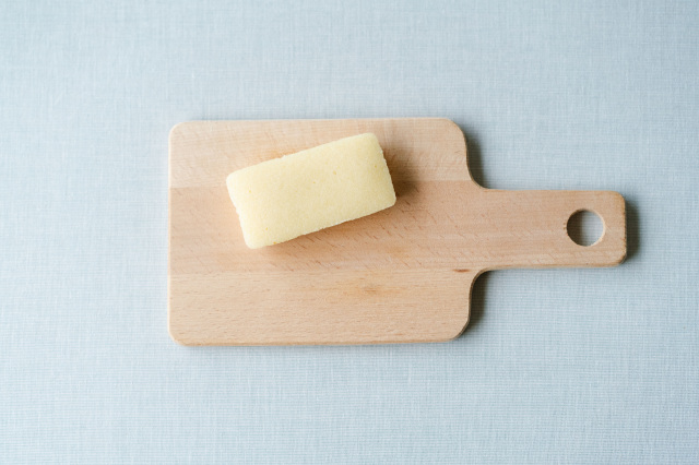 「淡路島白いミルクフィナンシェ」