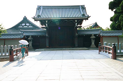 亀山御坊本徳寺