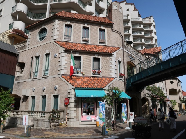 花のみちセルカ(1番館・2番館)