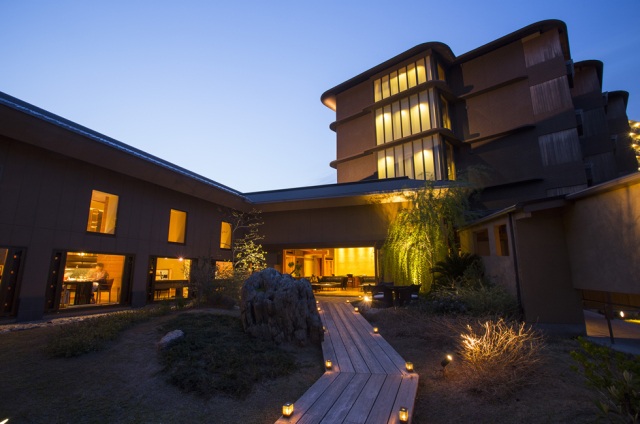 夢泉景別荘 天原