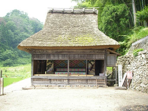 葛畑農村歌舞伎舞台