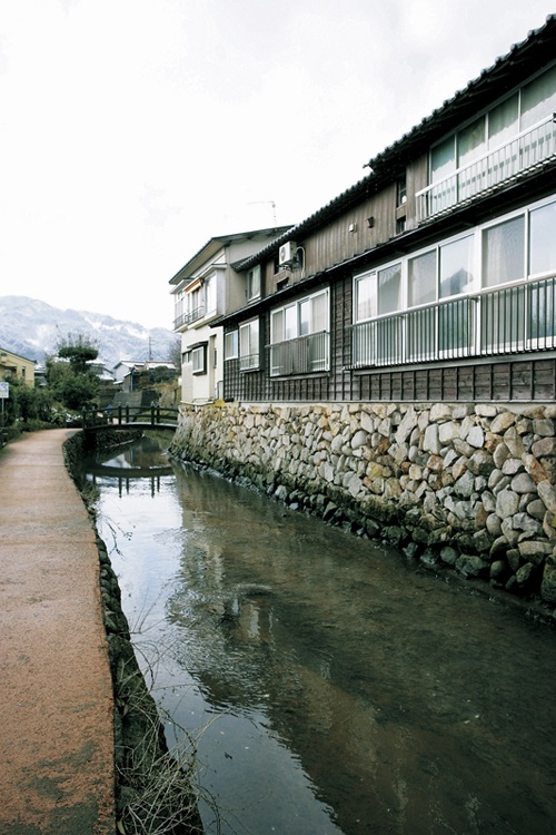 味原小径・味原川