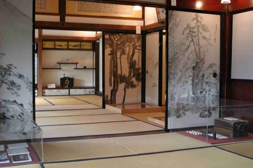 浜坂先人記念館「以命亭」