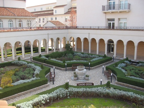 神戸市看護大学