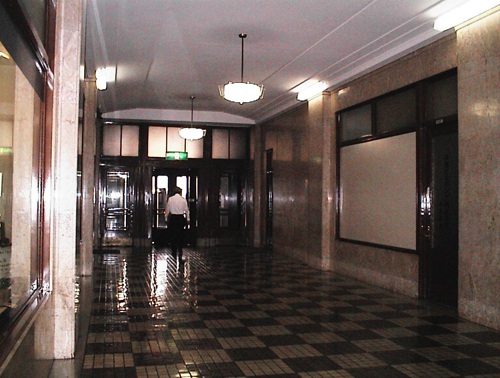 神港ビルヂング