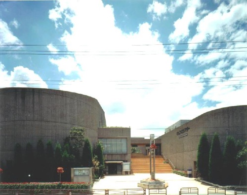 兵庫県立尼崎青少年創造劇場　ピッコロシアター　