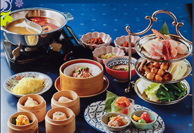 シャングリラ特製火鍋 「華炎鍋」と黒岩水仙郷