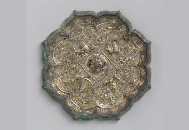 秋季企画展 「鳳凰は鏡に舞う」