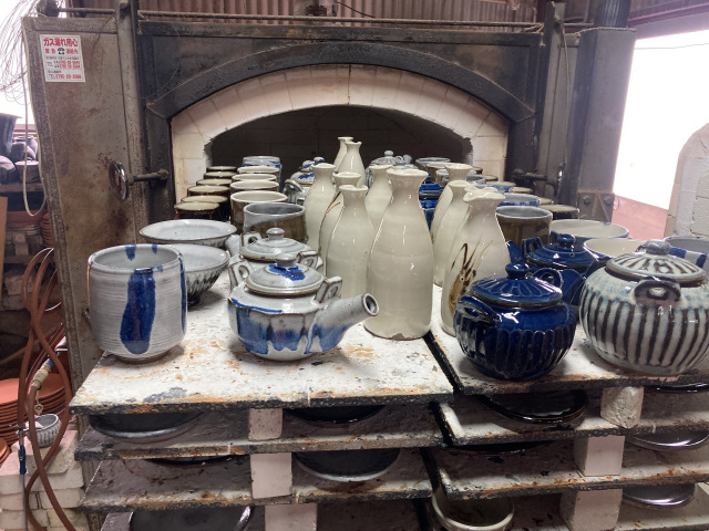 Guided Art Tour in Tamba: Meet Local Pottery Artist and Explore “Tamba-yaki”, one of Japan's Six Ancient Kilns.